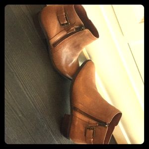 NWOT Ralph Lauren Leather booties.